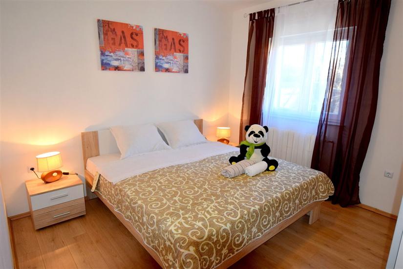 Apartment A3, for 5 persons