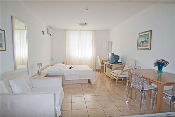 Apartment A1, for 2 persons