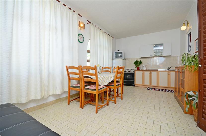 Apartment A1, for 3 persons