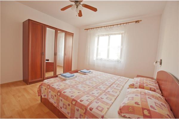Apartment A1, for 6 persons