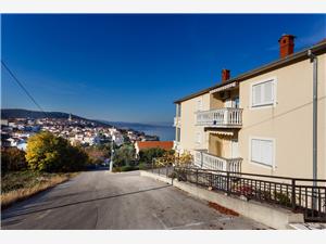 Apartment Meri Vrbnik - island Krk, Size 41.00 m2, Airline distance to the sea 150 m, Airline distance to town centre 350 m