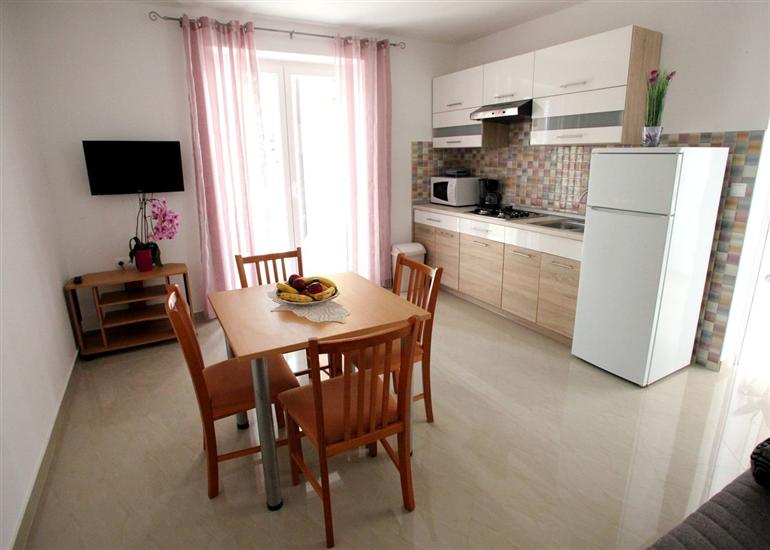 Apartment A1, for 4 persons
