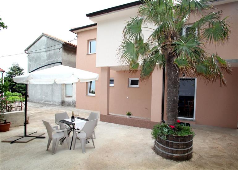 Apartment A1, for 4 persons