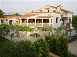 Apartment Kvarners islands,BookAnđelaFrom 60 €