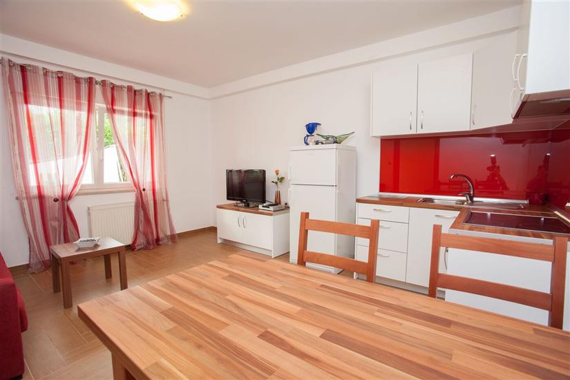 Apartment A1, for 5 persons