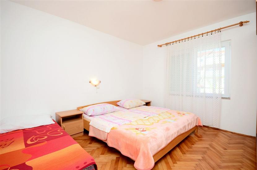 Apartment A2, for 8 persons