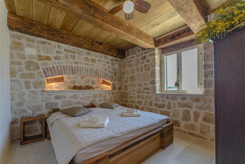 House K1, for 8 persons