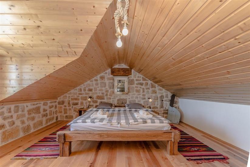 House K1, for 8 persons