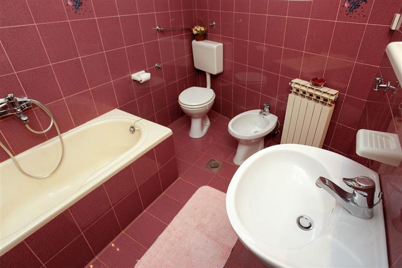 Apartment A2, for 3 persons