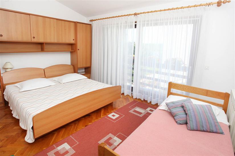 Apartment A2, for 3 persons