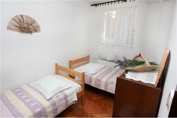 Apartment A3, for 6 persons