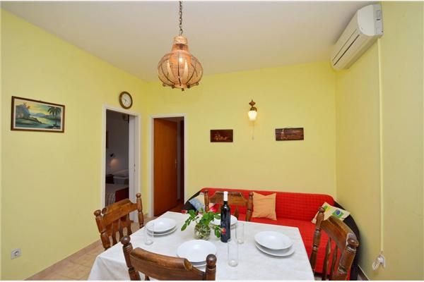 Apartment A2, for 4 persons