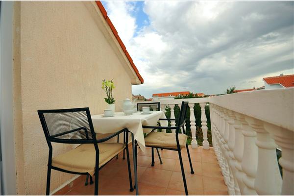 Apartment A2, for 3 persons