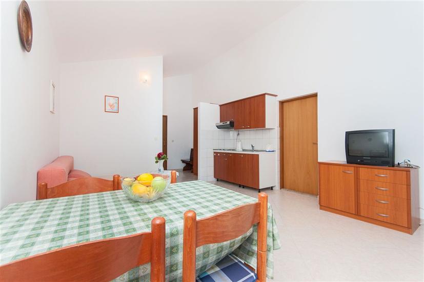 Apartment A2, for 4 persons