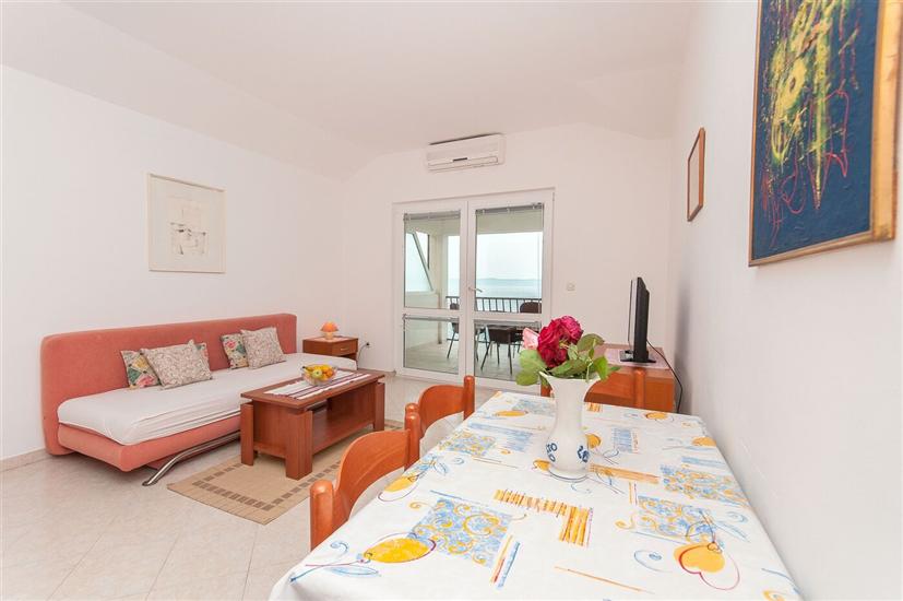 Apartment A4, for 4 persons