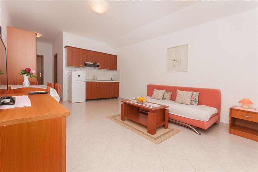 Apartment A4, for 4 persons