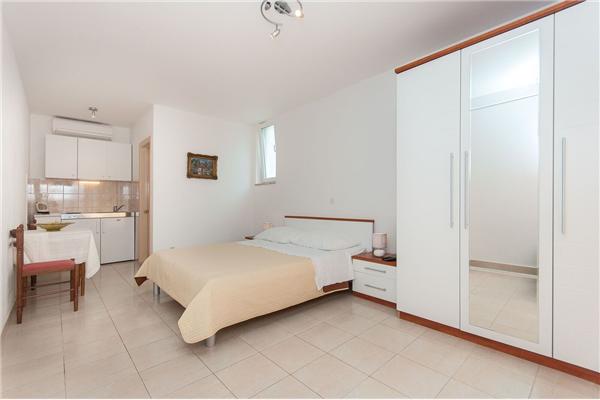 Apartment A3, for 3 persons