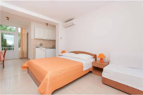 Apartment A4, for 3 persons