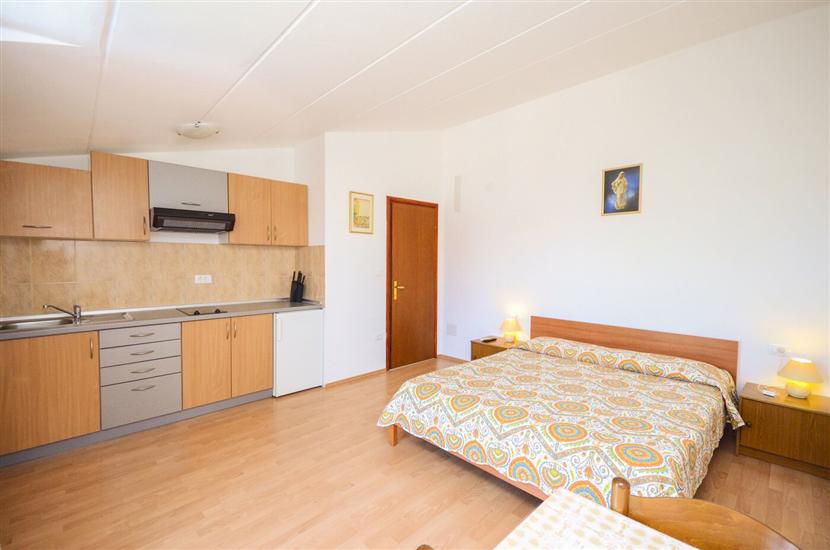 Apartment A1, for 2 persons