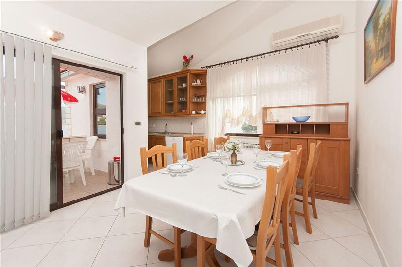 Apartment A3, for 4 persons