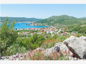 Boende vid strandkanten Split och Trogirs Riviera,BokaJasminkaFrån 966 SEK