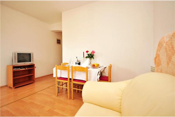 Apartment A1, for 3 persons