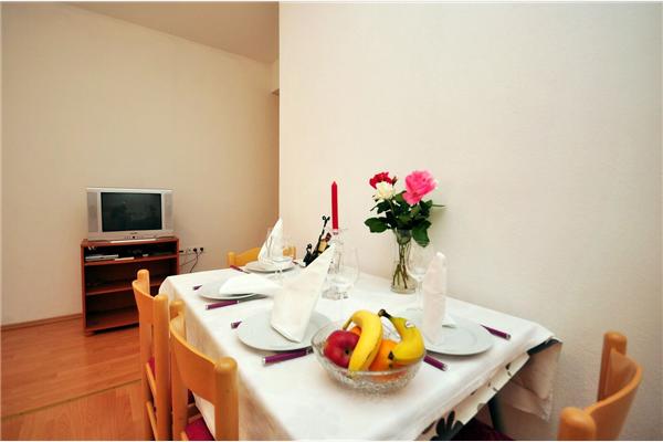 Apartment A1, for 3 persons