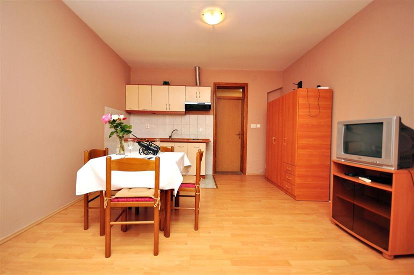Apartment A2, for 2 persons