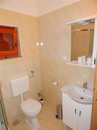 Apartment A1, for 5 persons