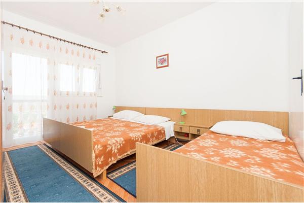 Apartment A1, for 6 persons