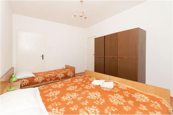 Apartment A1, for 6 persons