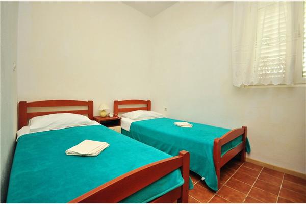 Apartment A3, for 6 persons