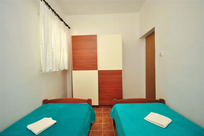Apartment A3, for 6 persons