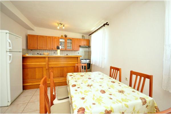 Apartment A3, for 6 persons