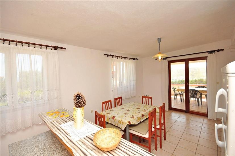 Apartment A3, for 6 persons