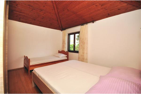 Apartment A3, for 5 persons