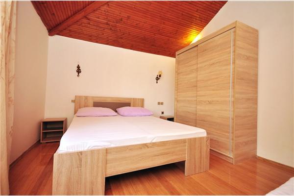 Apartment A3, for 5 persons