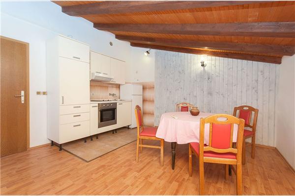 Apartment A3, for 5 persons