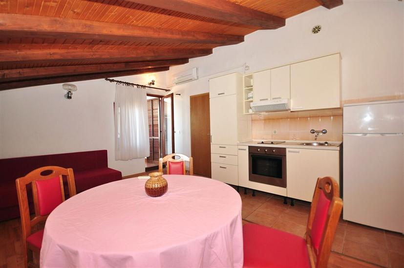 Apartment A3, for 5 persons