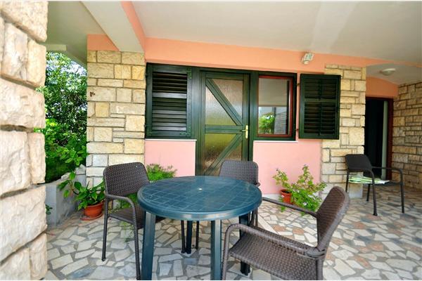 Apartment A4, for 4 persons