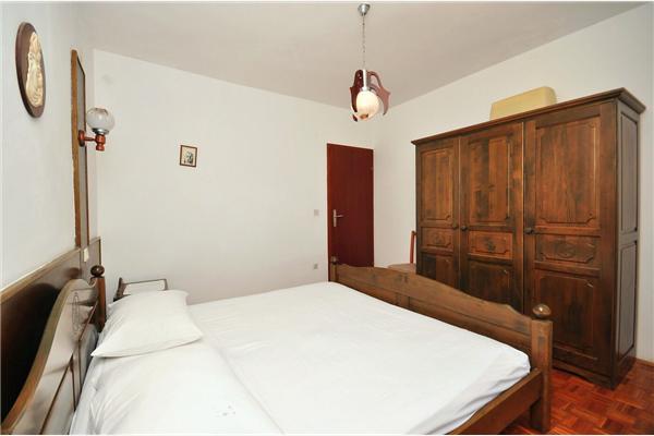 Apartment A5, for 5 persons