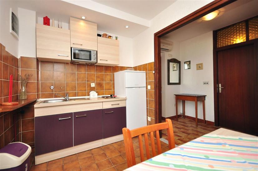 Apartment A5, for 5 persons