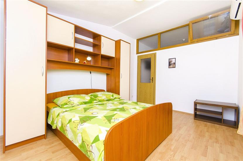Apartment A1, for 3 persons