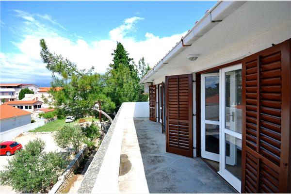 Apartment A2, for 8 persons