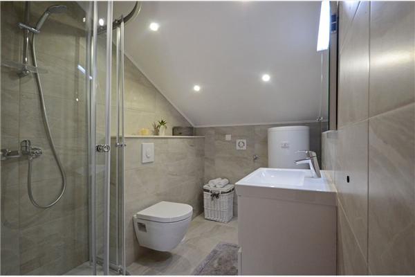 House K1, for 11 persons