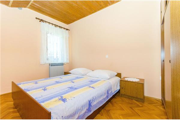 Apartment A5, for 4 persons