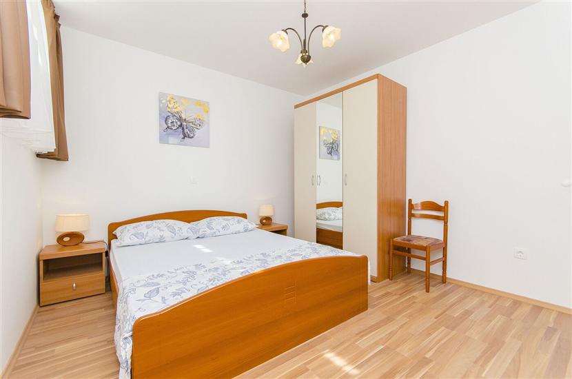 Apartment A3, for 6 persons