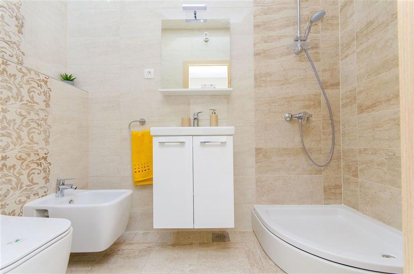 Apartment A3, for 6 persons