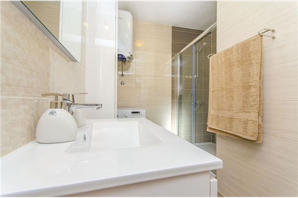 Apartment A3, for 6 persons