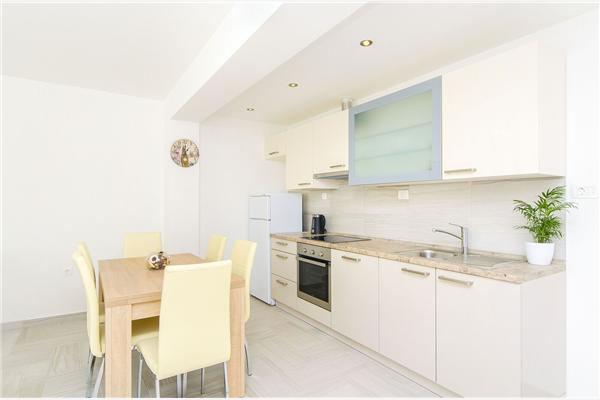 Apartment A3, for 6 persons